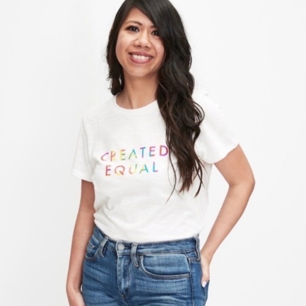 Banana Republic Created Equal Graphic T-Shirt LGBTQ Pride Equality